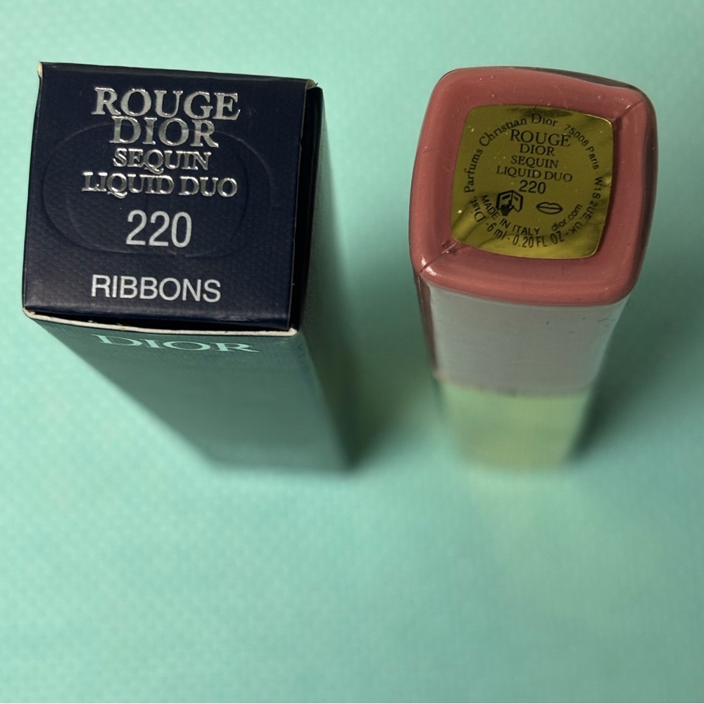 Rouge Dior Sequin Liquid Duo Lipstick. RIBBONS. #220 - Picture 10 of 12